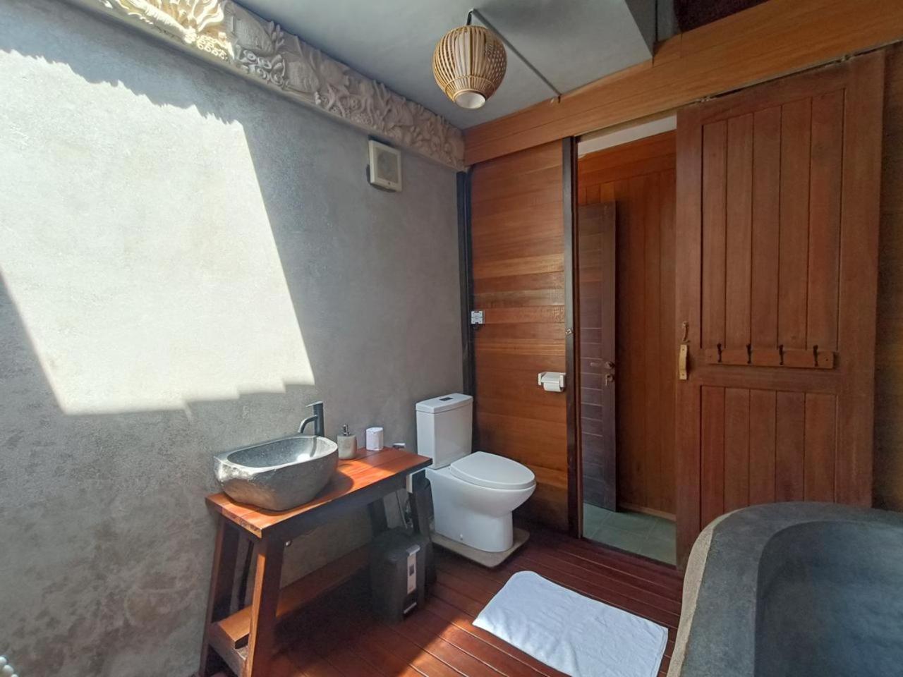 Putra'Lebah Amed Guest House المظهر الخارجي الصورة