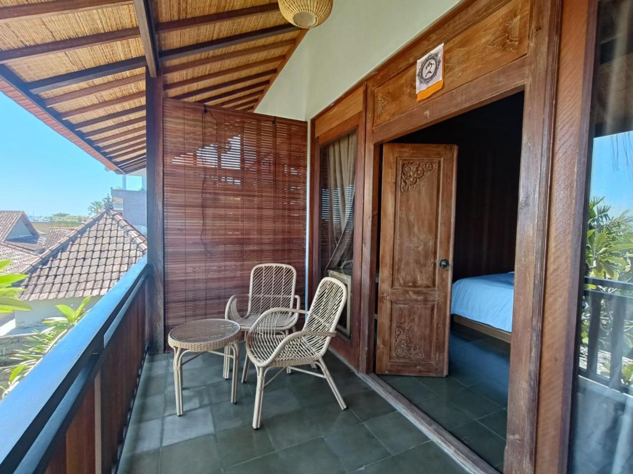 Putra'Lebah Amed Guest House المظهر الخارجي الصورة