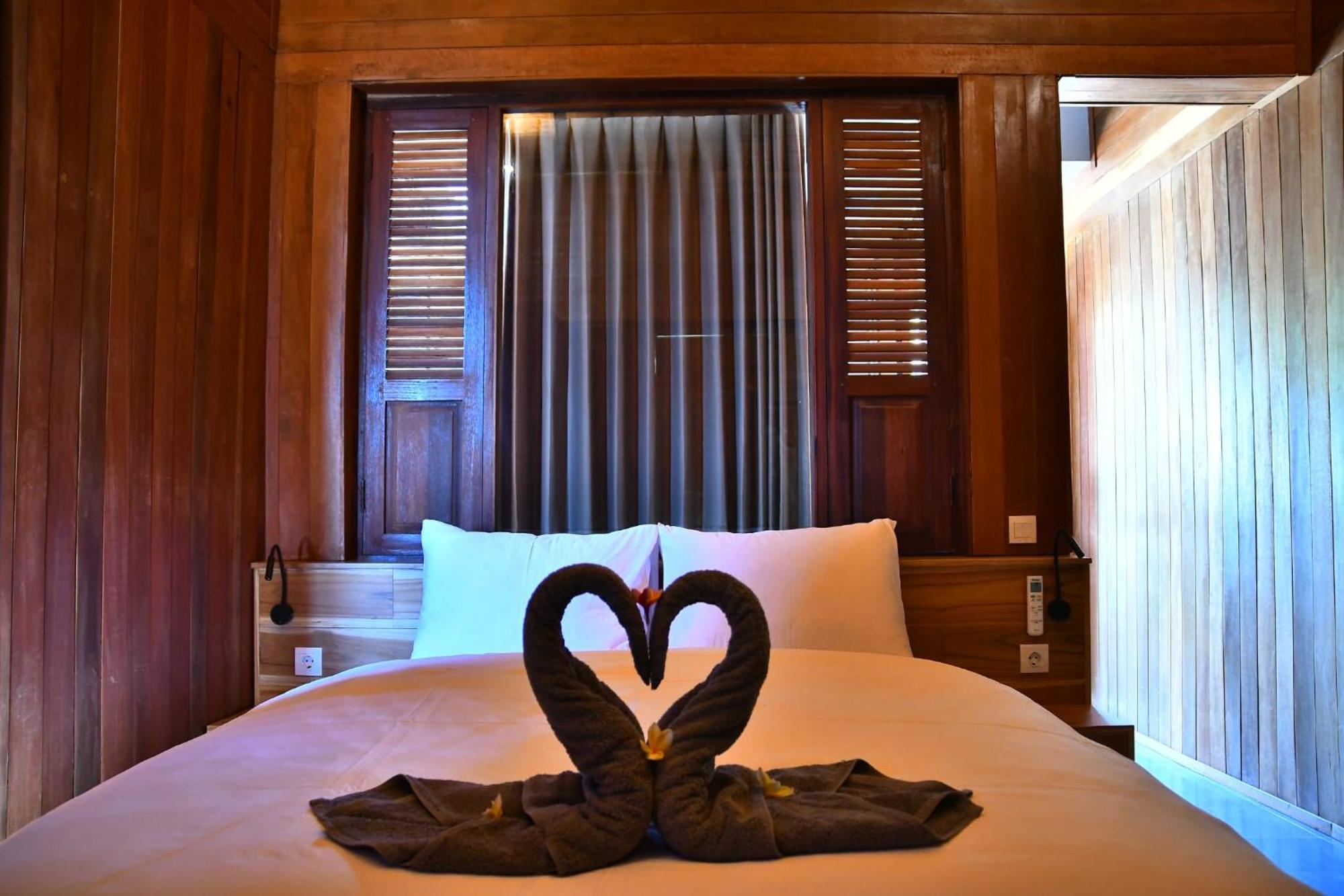 Putra'Lebah Amed Guest House المظهر الخارجي الصورة