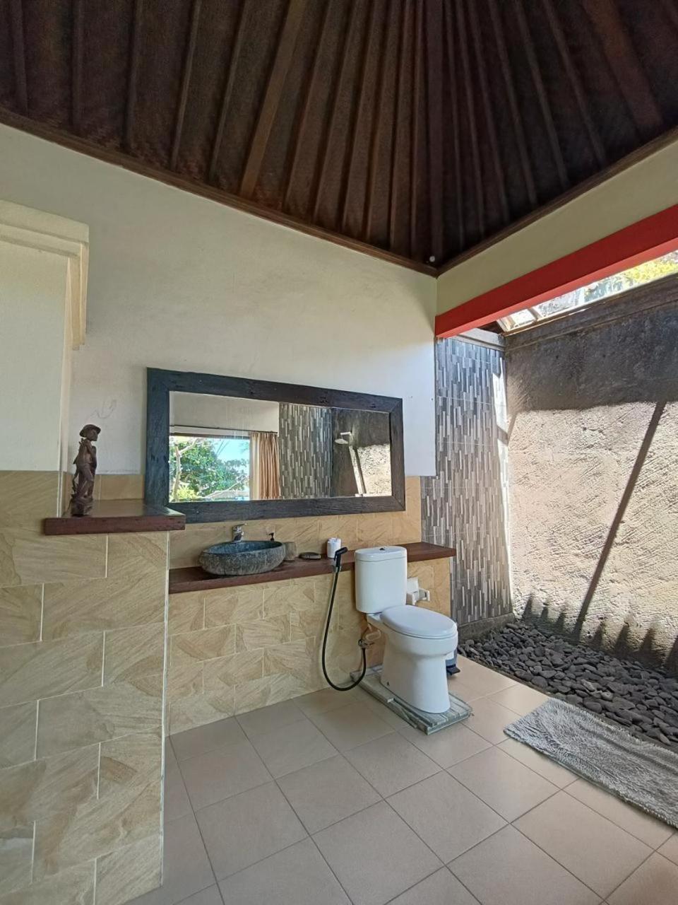 Putra'Lebah Amed Guest House المظهر الخارجي الصورة