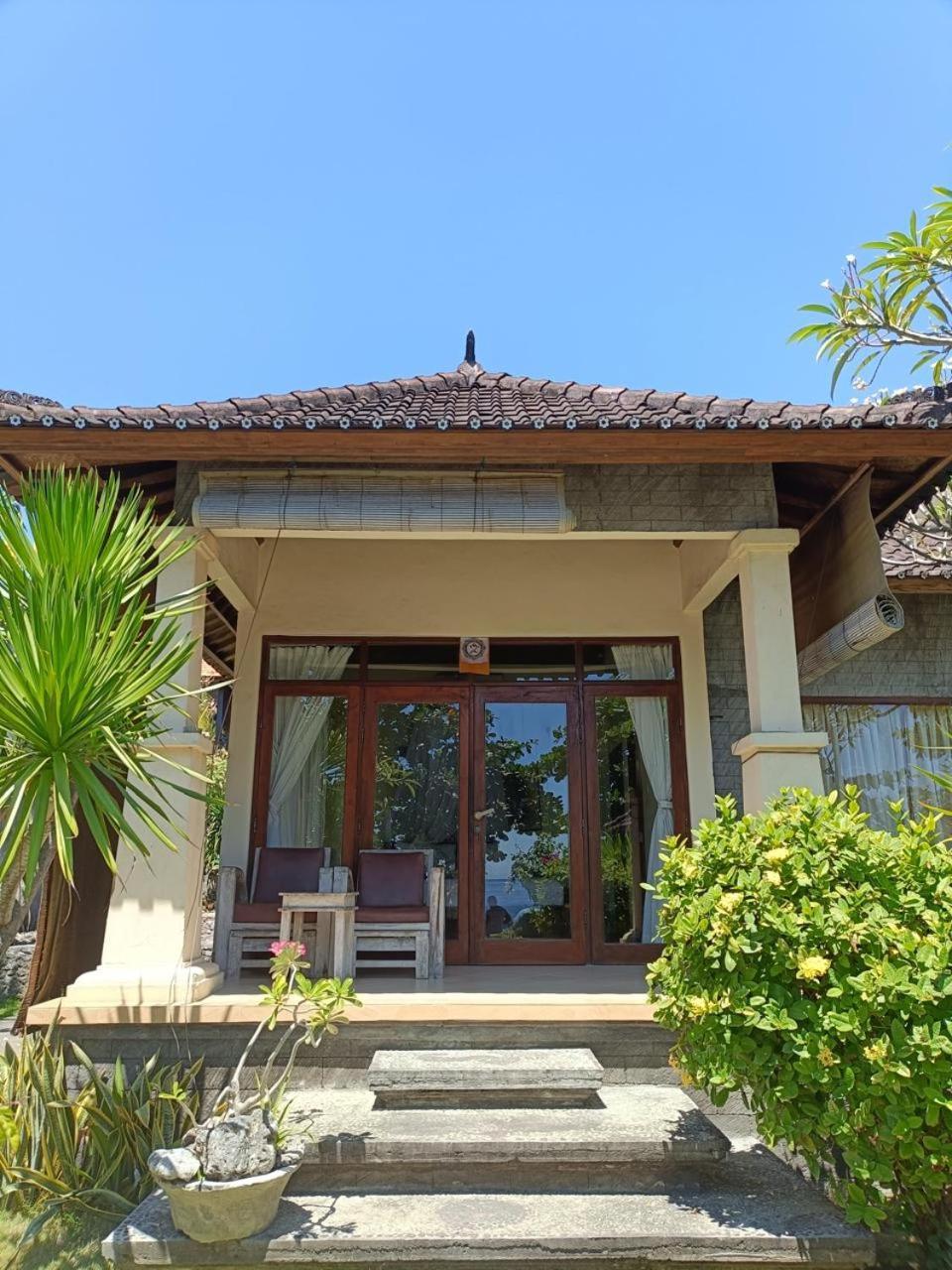 Putra'Lebah Amed Guest House المظهر الخارجي الصورة