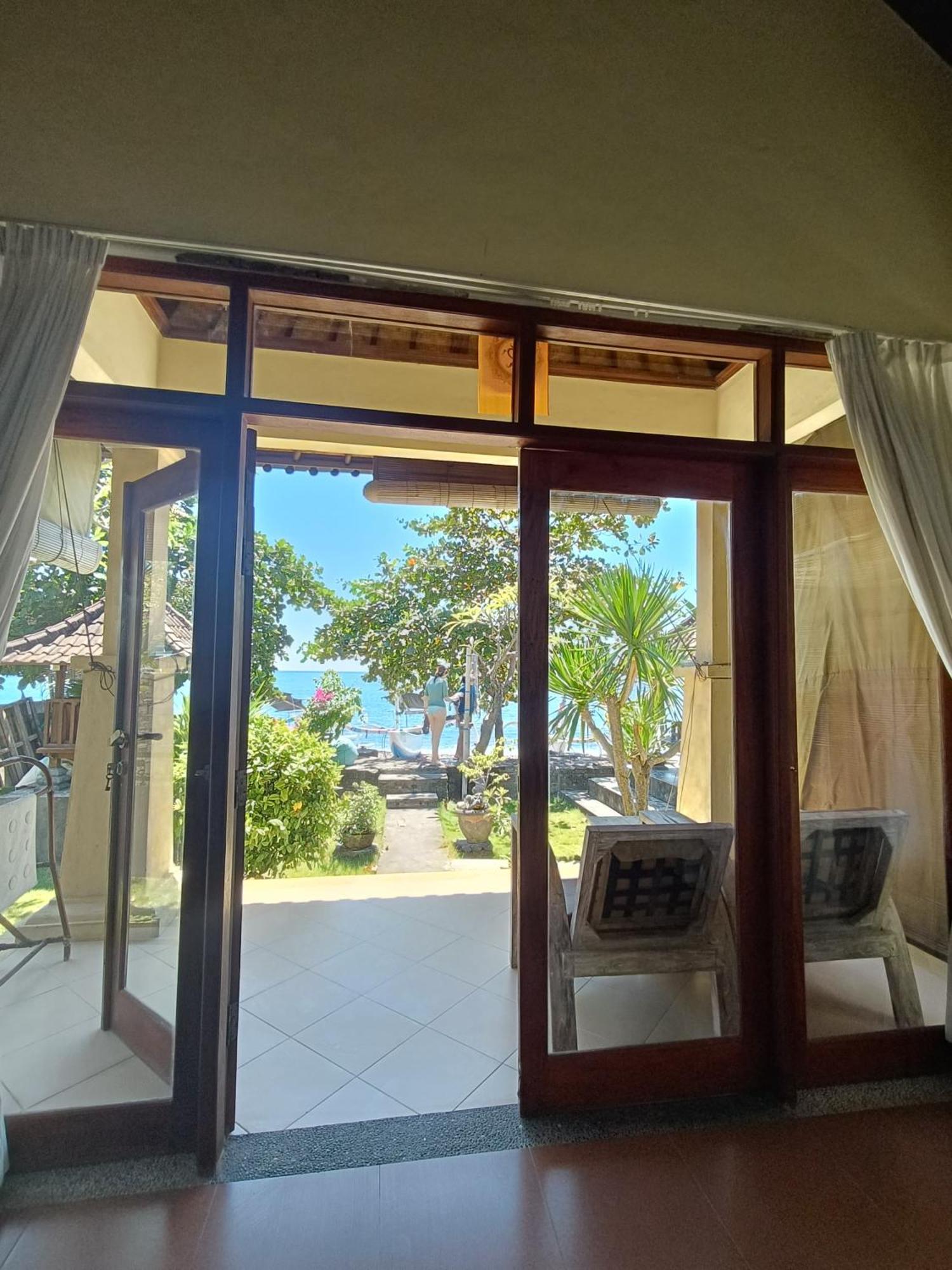 Putra'Lebah Amed Guest House المظهر الخارجي الصورة