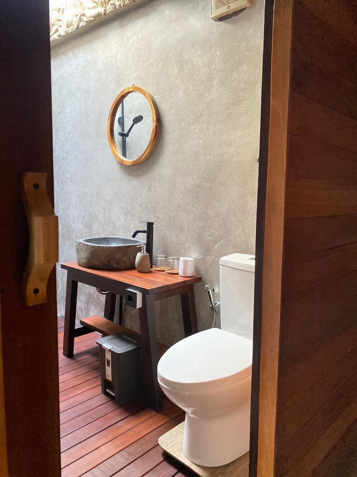 Putra'Lebah Amed Guest House المظهر الخارجي الصورة