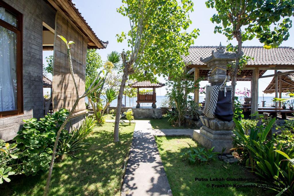 Putra'Lebah Amed Guest House المظهر الخارجي الصورة